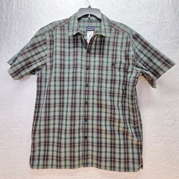 Patagonia Other - Patagonia Mens Short Sleeve Button Up Shirt Plaid Size M Preppy